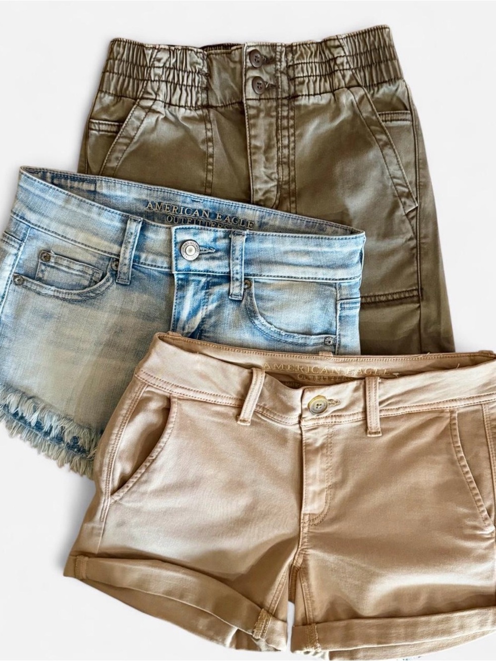 American Eagle Outfitters Women’s Khaki, Light Wash Denim & Tan Shorts Lot Size0